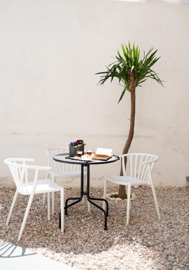 Patio Apartment Near Metro & Acropolis Atény Exteriér fotografie